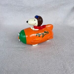 Vintage Snoopy Flying Ace Chalkware Penny Bank copyright 1965